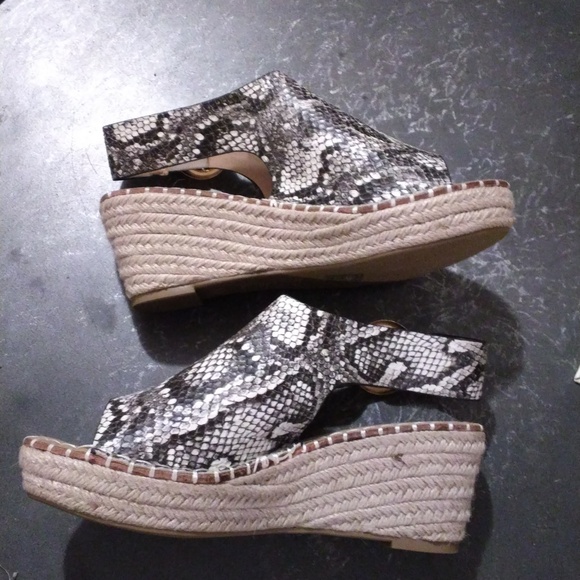 Espadrille, Beautiful Never Worn - Picture 4 of 4